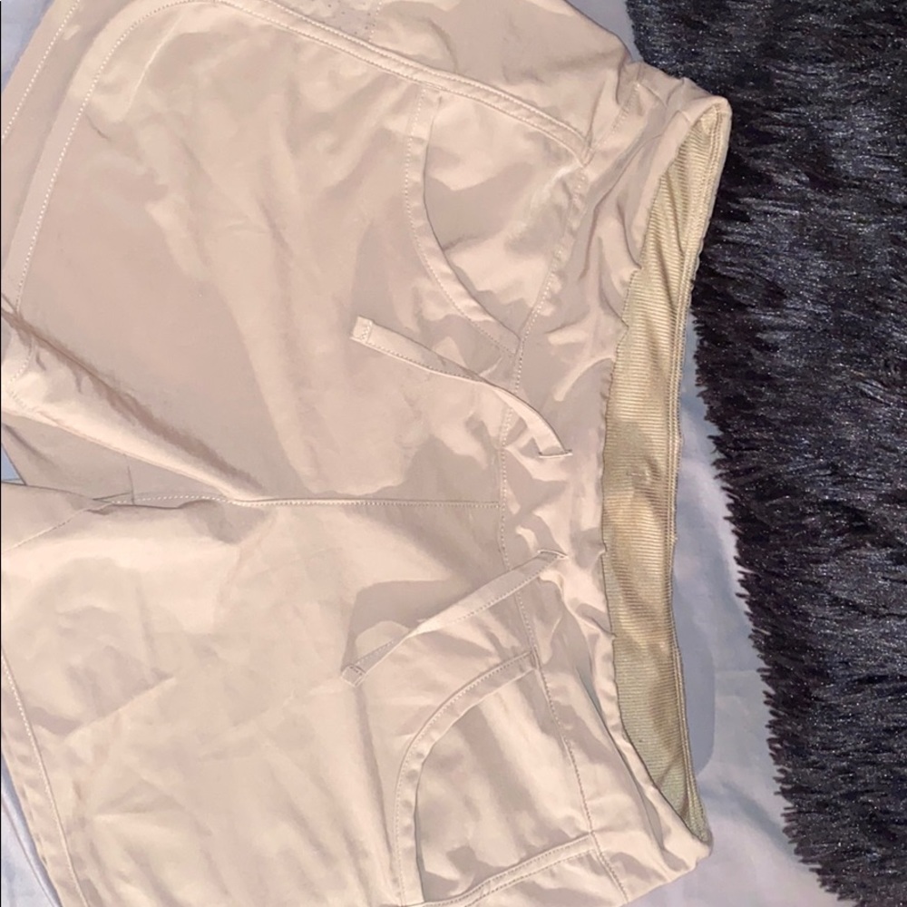 Magellan khaki dri fit shorts